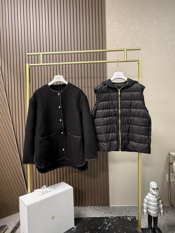 Moncler Down Jacket Wmns ID:20251123-107